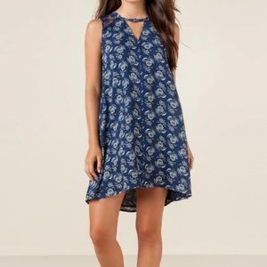 Francesca's Brandi Floral Shift Dress